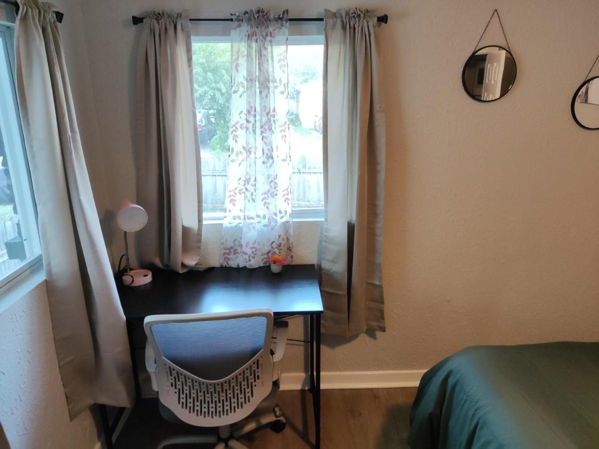 Tranquil Oasis - Private Rooms -Near Downtown إنديانابوليس المظهر الخارجي الصورة
