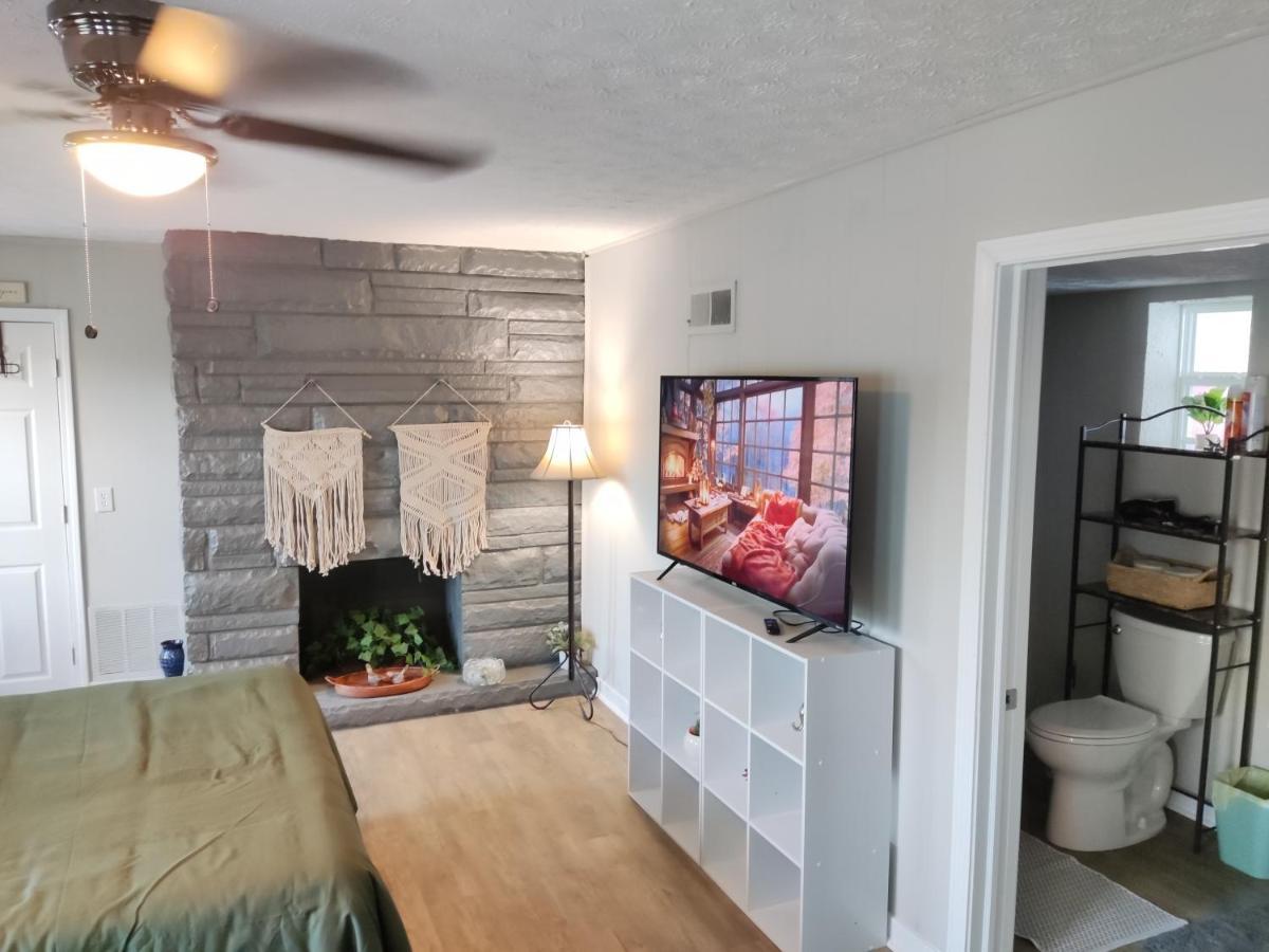 Tranquil Oasis - Private Rooms -Near Downtown إنديانابوليس المظهر الخارجي الصورة