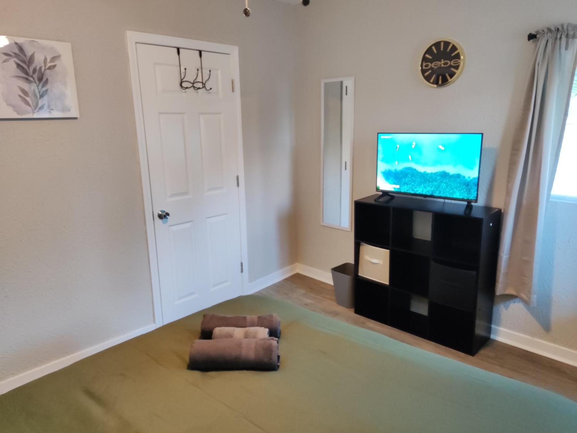 Tranquil Oasis - Private Rooms -Near Downtown إنديانابوليس المظهر الخارجي الصورة